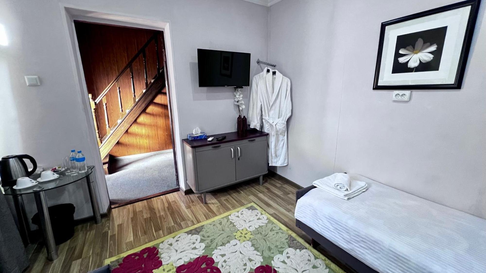 Frоdо - Cozy As A Home For 4-6 Persons Taszkent Zewnętrze zdjęcie